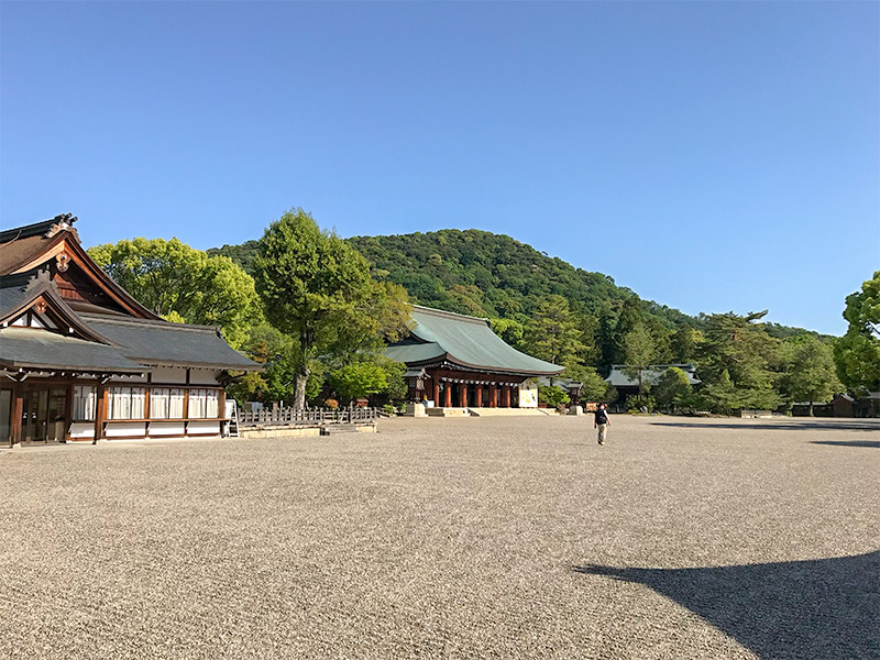奈良 橿原神宮で御朱印帳をいただいてきました てふてふさんぽ