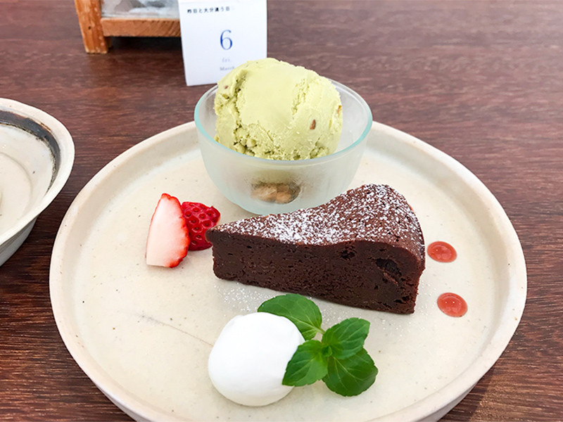 石川 小松にあるカフェ セルクル Cafe Cercle てふてふさんぽ 石川 小松にあるカフェ セルクル Cafe Cercle てふてふさんぽ