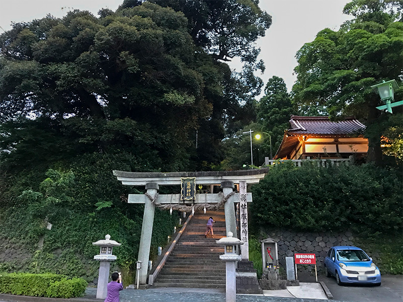 加賀 山代温泉の中心 湯の曲輪 ライトアップがノスタルジックで綺麗 てふてふさんぽ 加賀 山代温泉の中心 湯の曲輪 ライトアップがノスタルジックで綺麗 てふてふさんぽ
