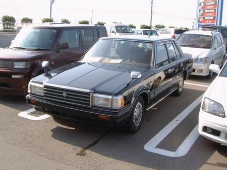 Toyota crown gs120