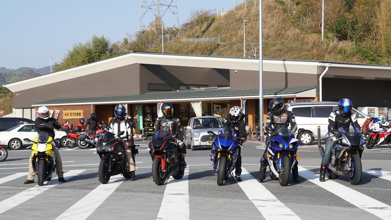 f:id:m-sugiyama-s61:20181202192558j:plain f:id:m-sugiyama-s61:20181202192558j:plain