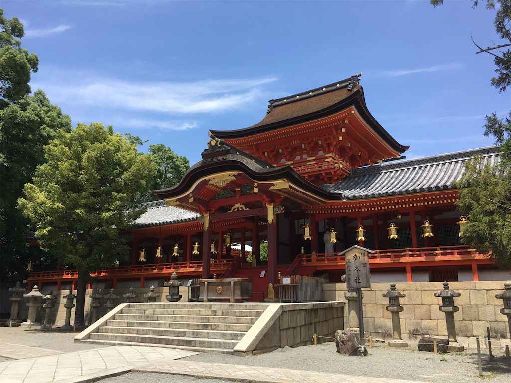 石清水八幡宮本殿