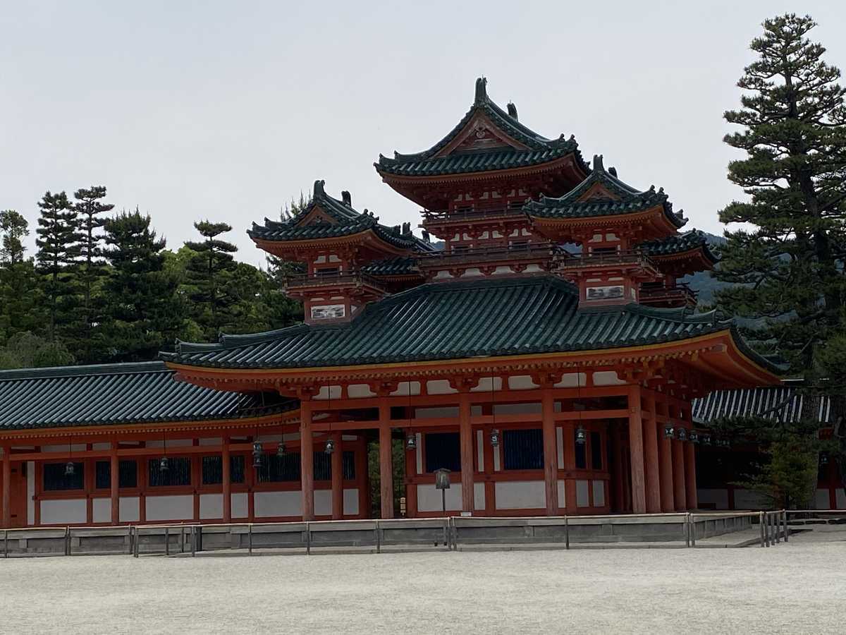 蒼龍楼　平安神宮