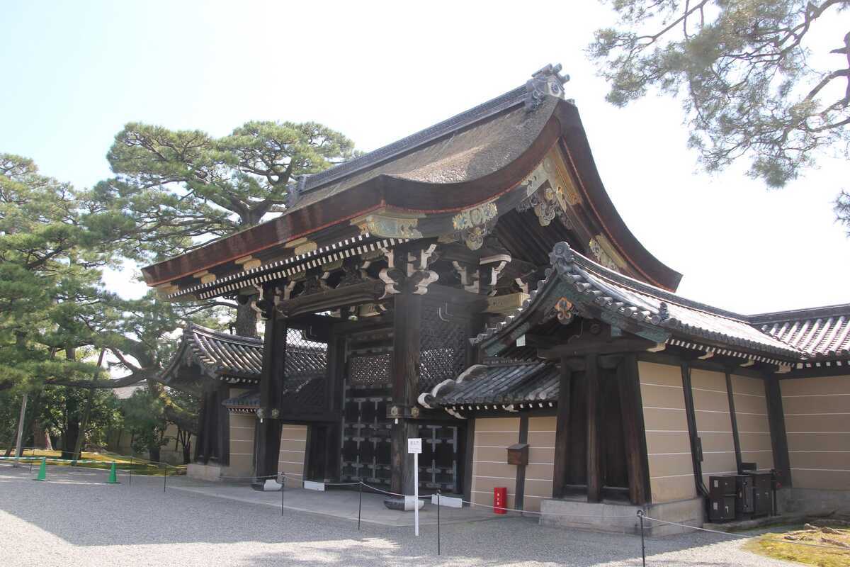 京都御所建礼門