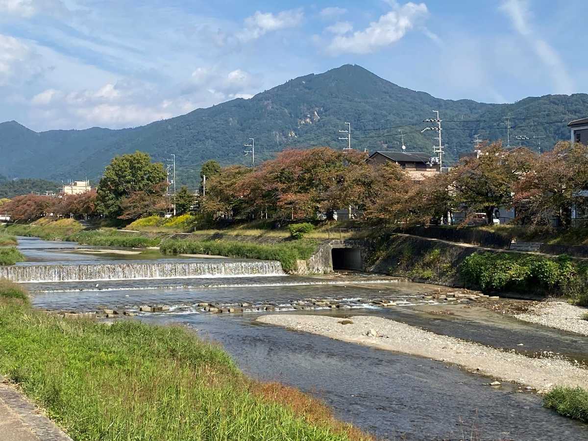 比叡山（高野川から見える）