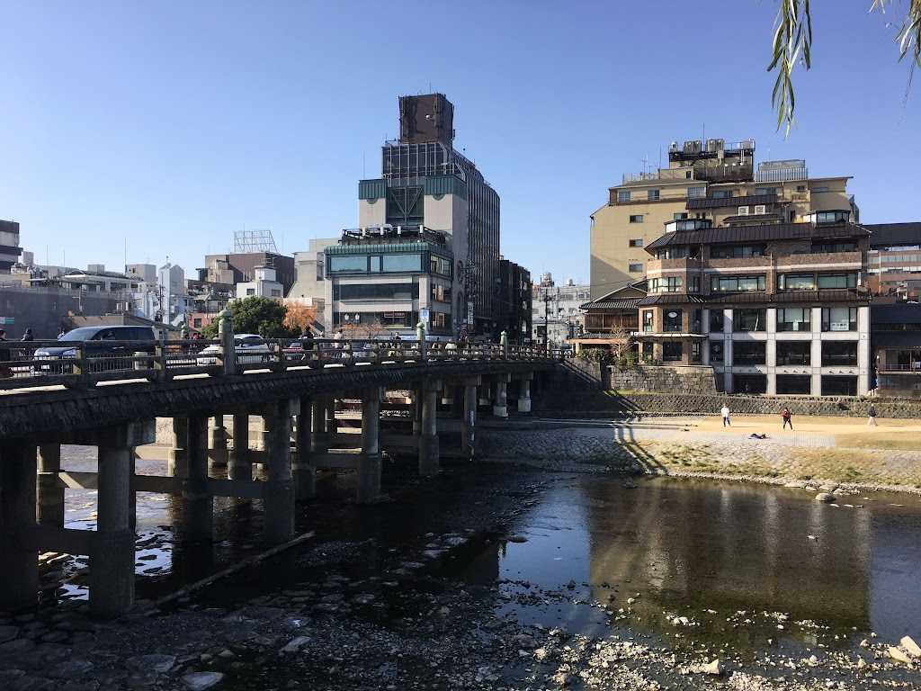 四条大橋