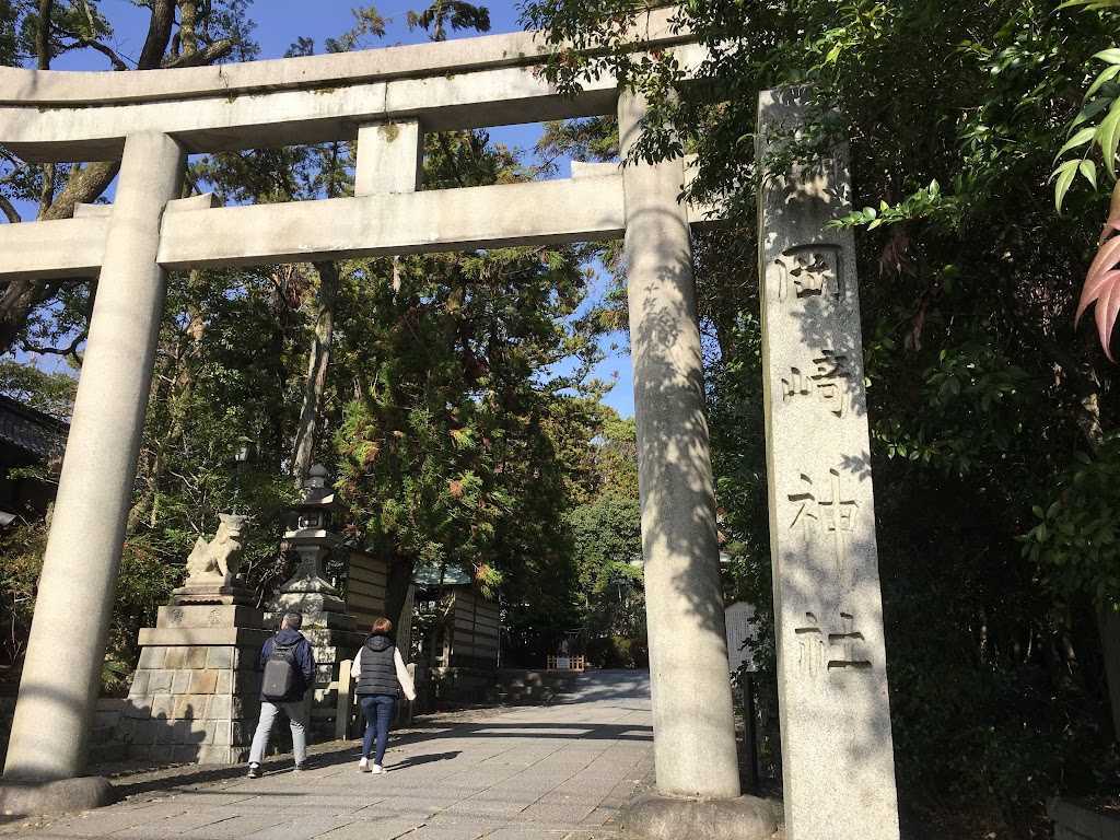 岡崎神社鳥居