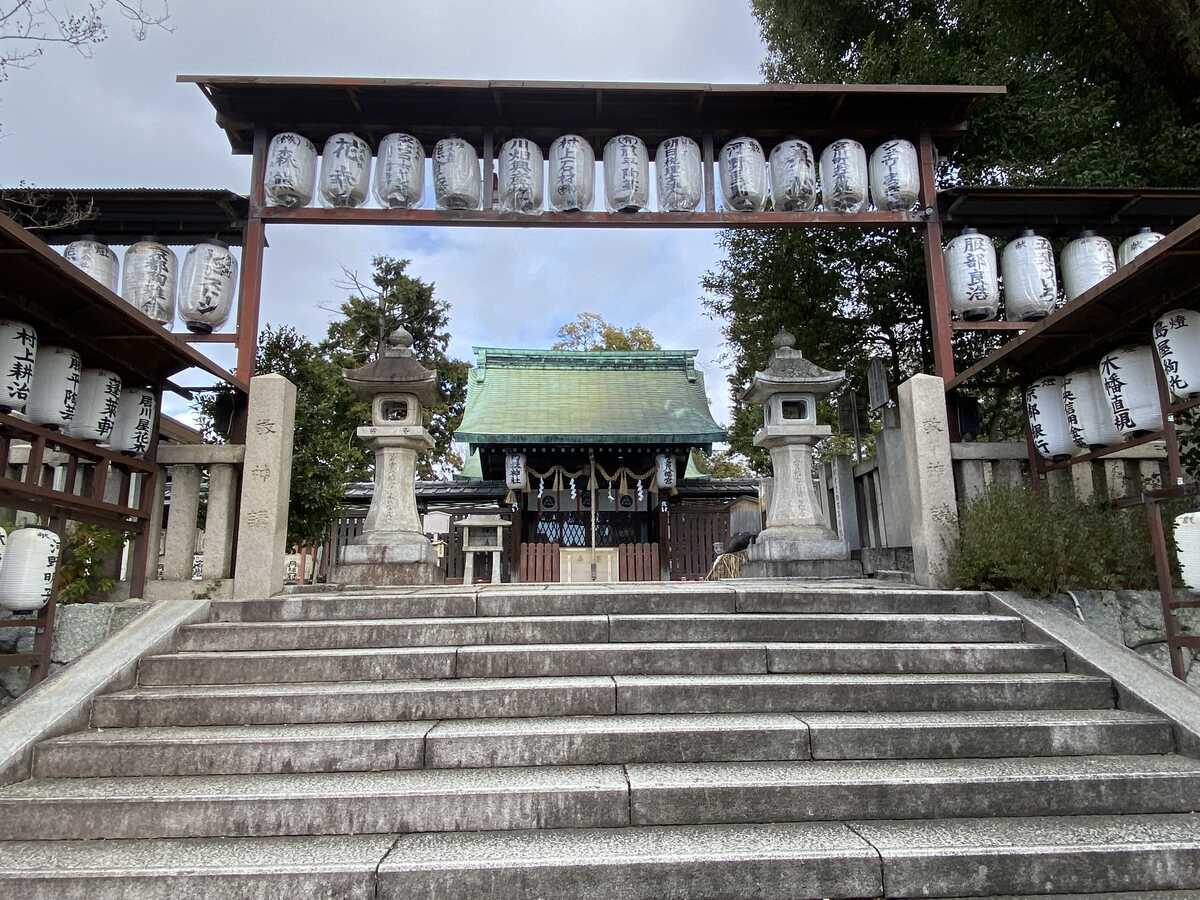 若宮八幡宮本殿