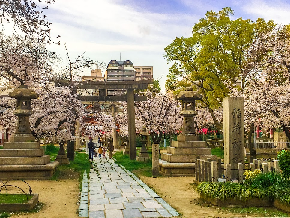 土佐稲荷神社　2020年4月2日桜