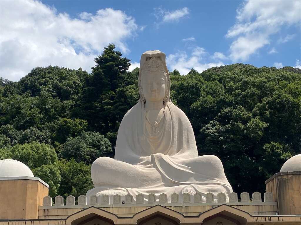 霊山観音 遠くからも見える。東山に鎮座する観音様。 【京都市東山区