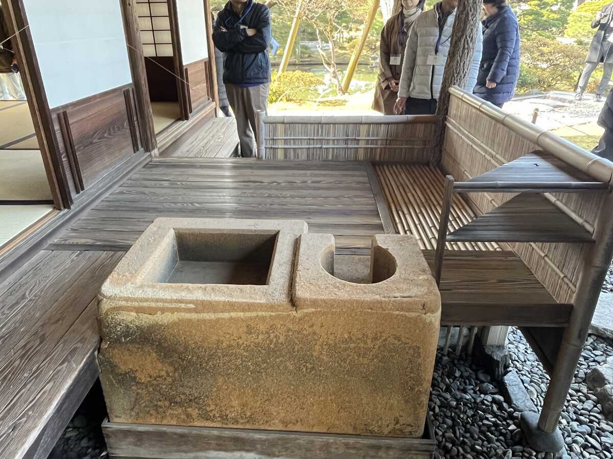 桂離宮　松琴亭　北側土廂（きたがわつちびさし）
