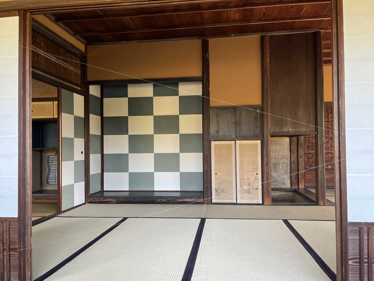 桂離宮　松琴亭　青と白の市松模様