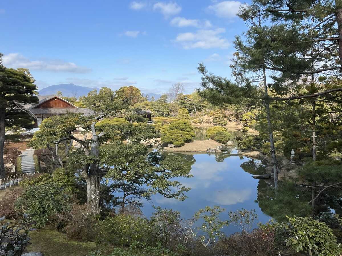 桂離宮　賞花亭から前からの眺め