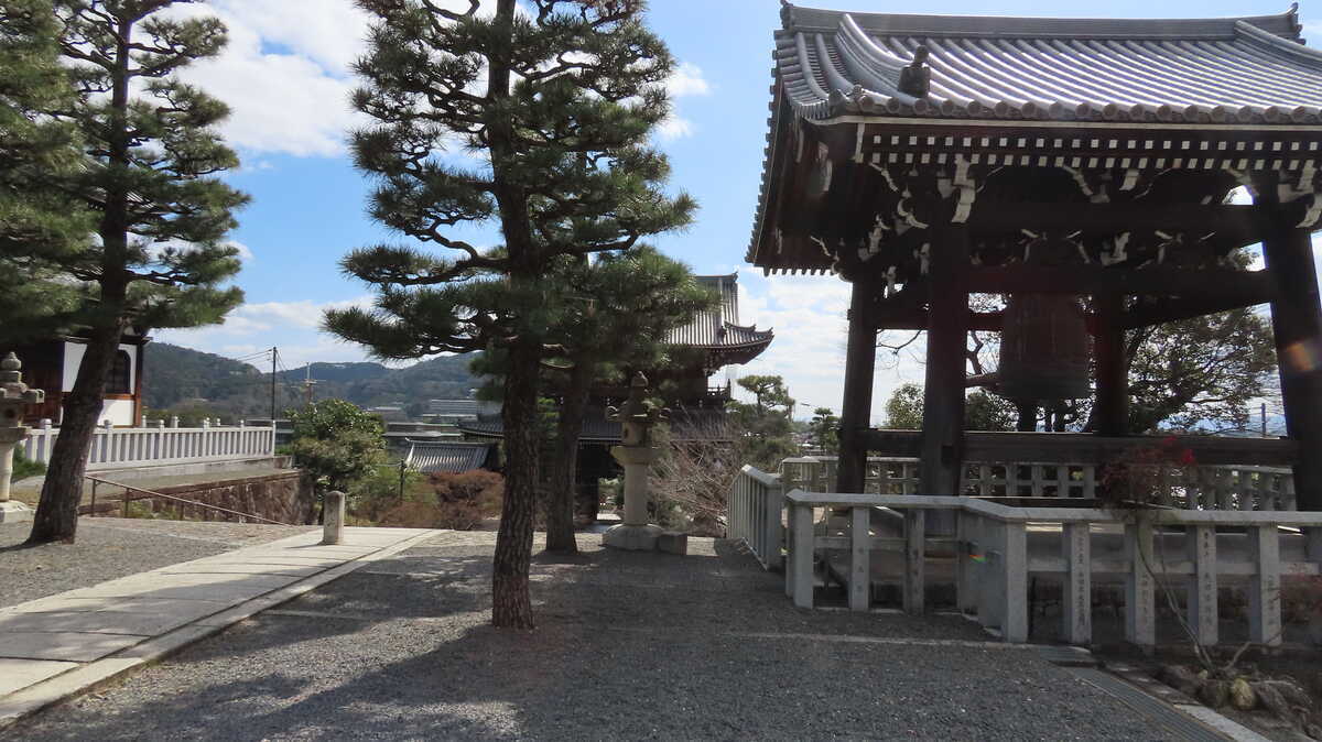 金戒光明寺　鐘楼
