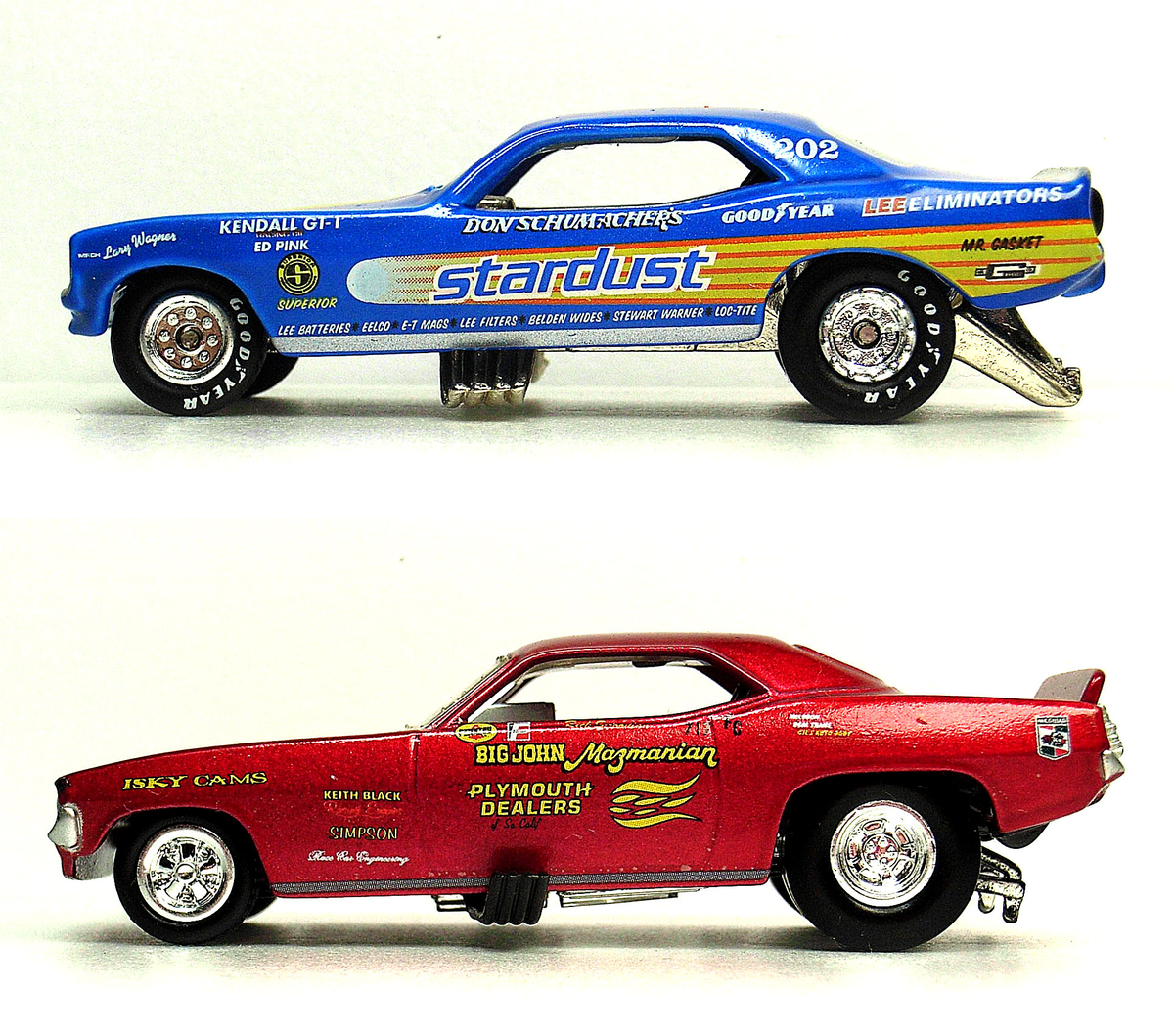 白いCuda Funny Car 