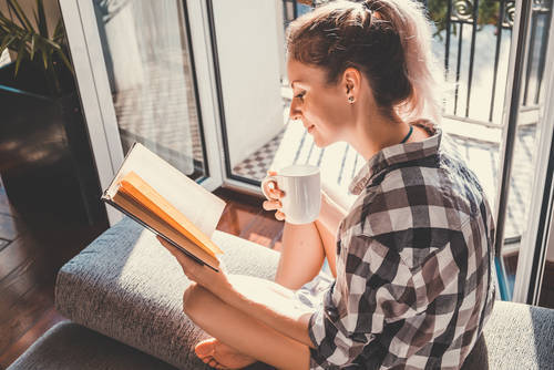 girl-readingBook