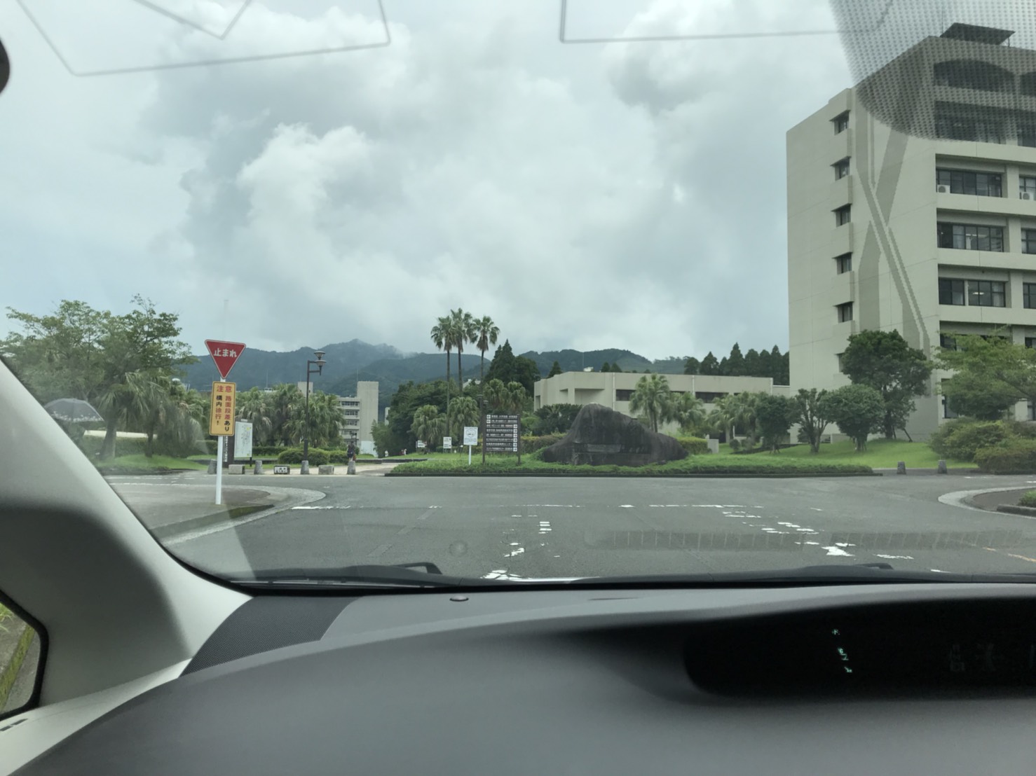 f:id:m_training:20180701001306j:plain f:id:m_training:20180701001306j:plain