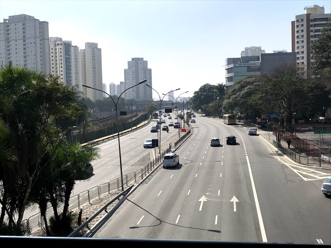 サンパウロの交通事情メトロとバスとUBERと。もうタクシーを使う時代は 