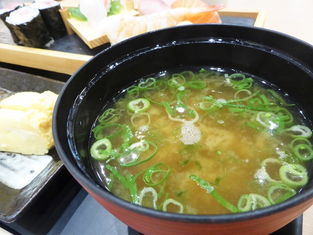 魚太郎 市場食堂 一宮店 魚屋の鮨 - まみむめ◎めも