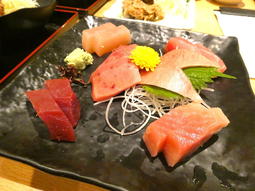 鮪小屋本店ユニモール店 平日限定ミニ丼セット・てこね丼 まみむめ めも 鮪小屋本店ユニモール店 平日限定ミニ丼セット・てこね丼 まみむめ めも