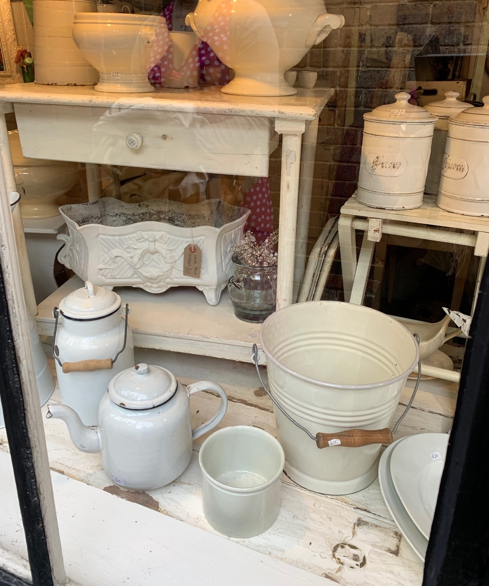 f:id:ma_naru:20190619021734j:plain f:id:ma_naru:20190619021734j:plain