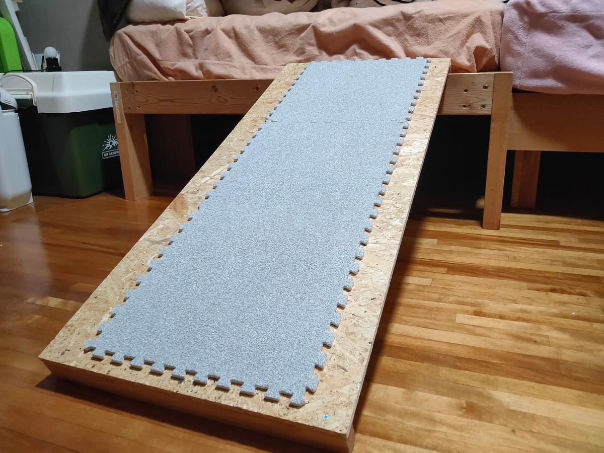 予算1 000円の犬用のスロープ セリア商品と端材で作成 D I Camp Diyとcampのコト