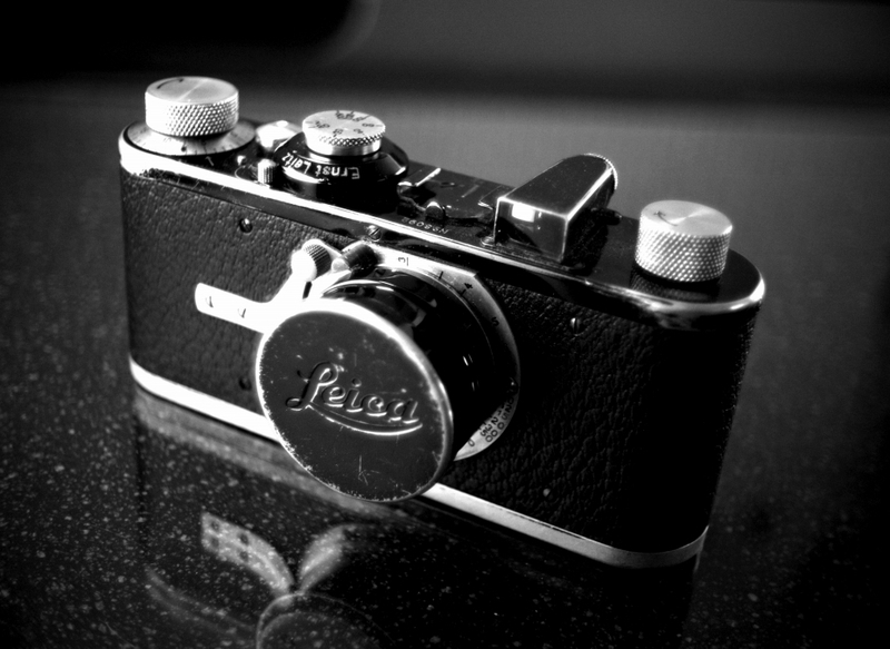 Appareil photographique LEICA IA à quatre chiffres - Antiq Photo Appareil photographique LEICA IA à quatre chiffres - Antiq Photo