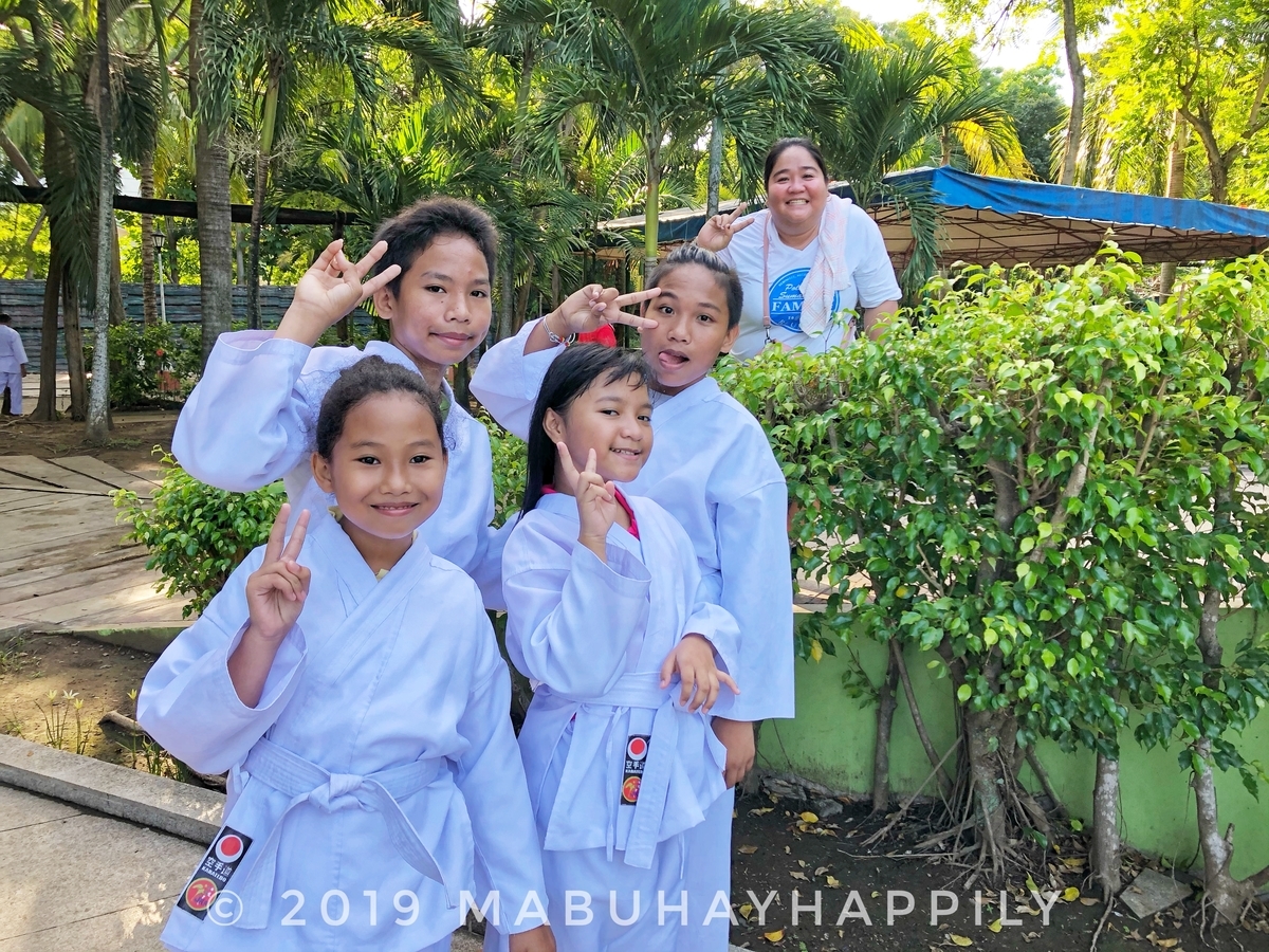 f:id:mabuhayhappily:20191209080643j:plain f:id:mabuhayhappily:20191209080643j:plain