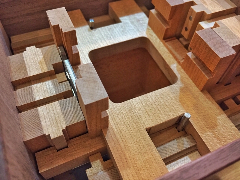 【新品未使用】からくり創作研究会　からくり細工　からくり箱「あしお箱II」杉本昇 新品未使用】からくり創作研究会からくり細工からくり箱「あしお箱II