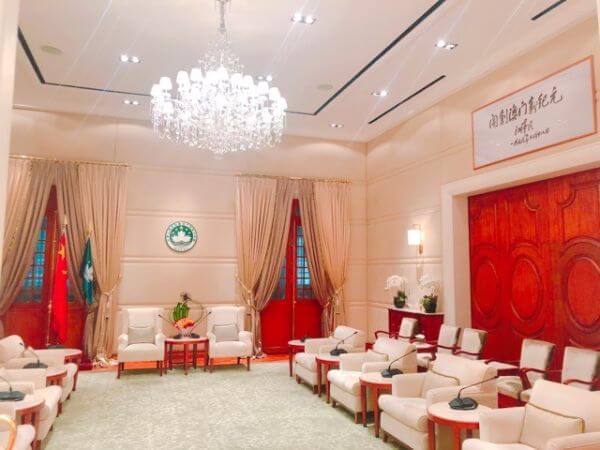 マカオ　政府開放日