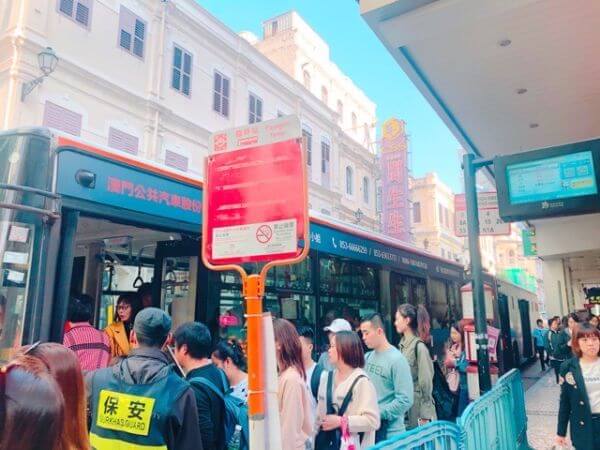 マカオ　セナド広場　バス