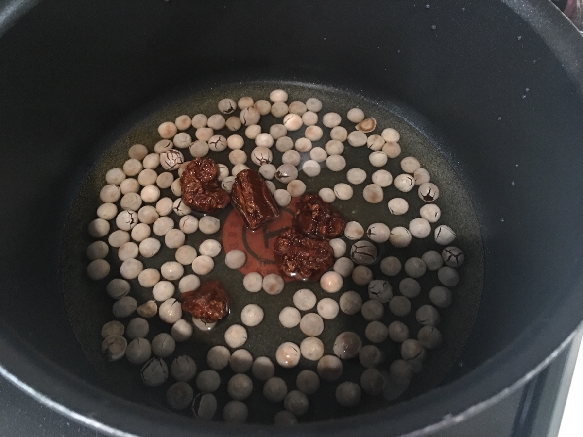 f:id:macaronblog:20190518092338j:plain f:id:macaronblog:20190518092338j:plain