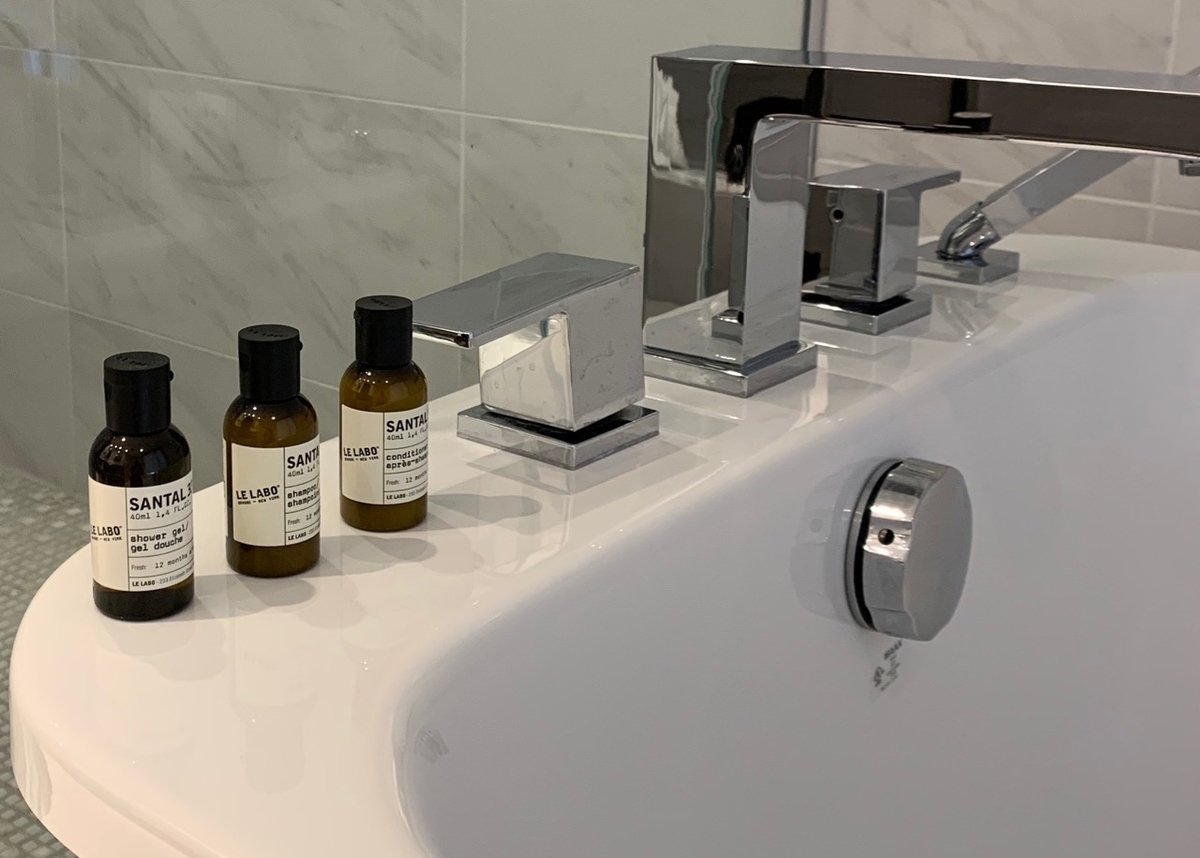 f:id:macboimtl:20191002042422j:plain Hotel William Gray
