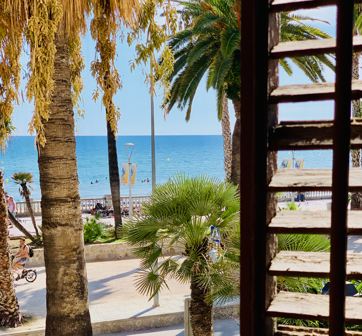 f:id:macboimtl:20191004225422p:plain Sitges, Spain