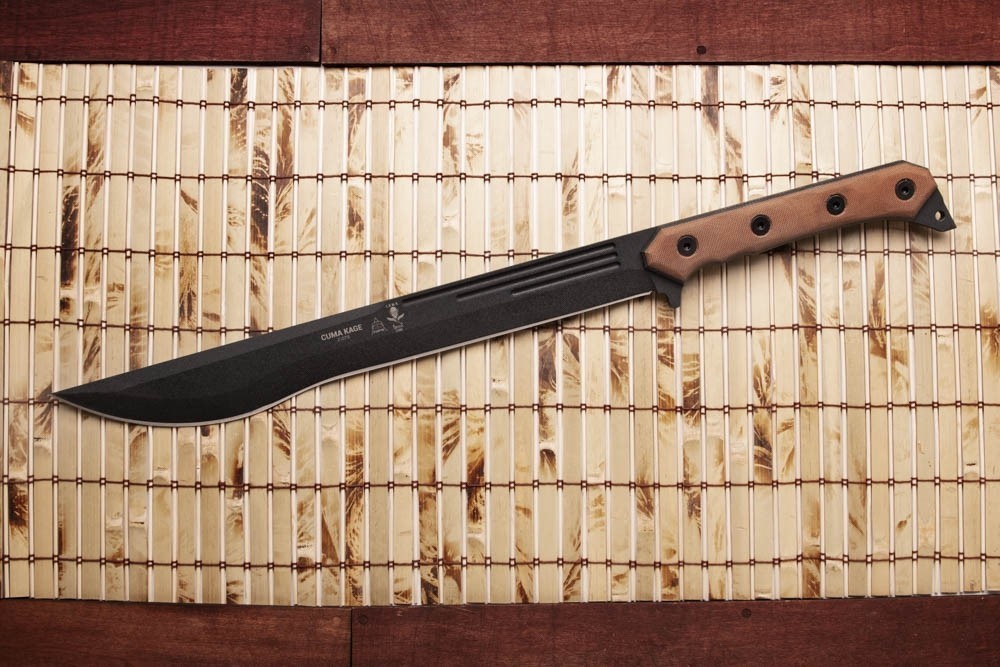 TOPS Knivesから登場したGIジョーの武器CUMA Kage - 火薬と鋼