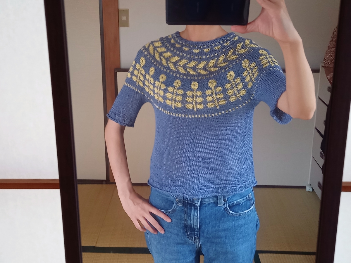 幾何学模様を組み合わせて！ネックから編む編み込みセーター【ヨークの 