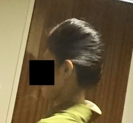 完成した夜会巻きの左側