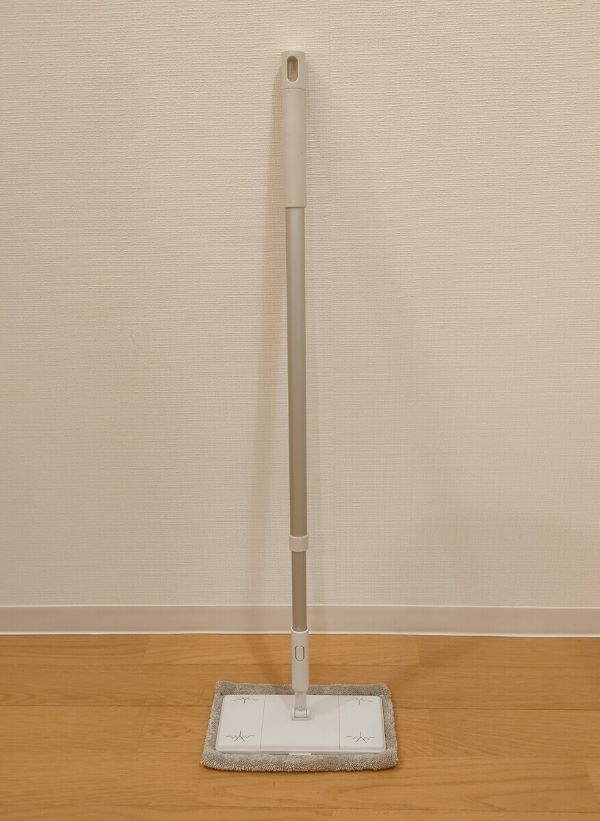 無印良品掃除道具システムのポールとフローリングモップの組み合わせ
