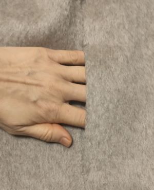 Msymay ウールショートコートのポケットに手を入れている状態