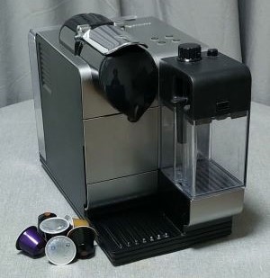 NESPRESSOのオリジナルのマシンとカプセル