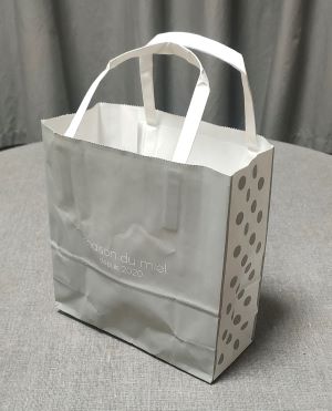 メゾンデュミエルの紙袋