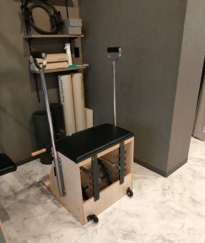 ピラティススタジオDEP Relively 愛知栄店のチェアー