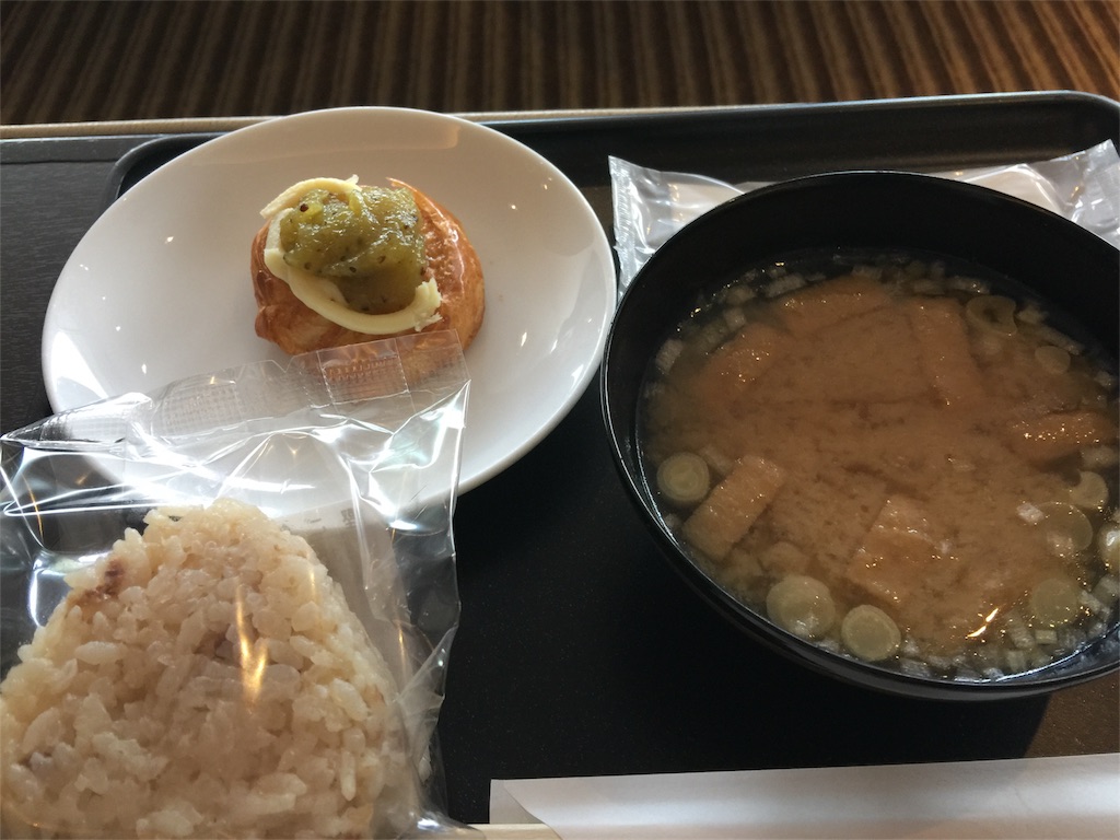 f:id:madamecobu:20180406222041j:plain f:id:madamecobu:20180406222041j:plain
