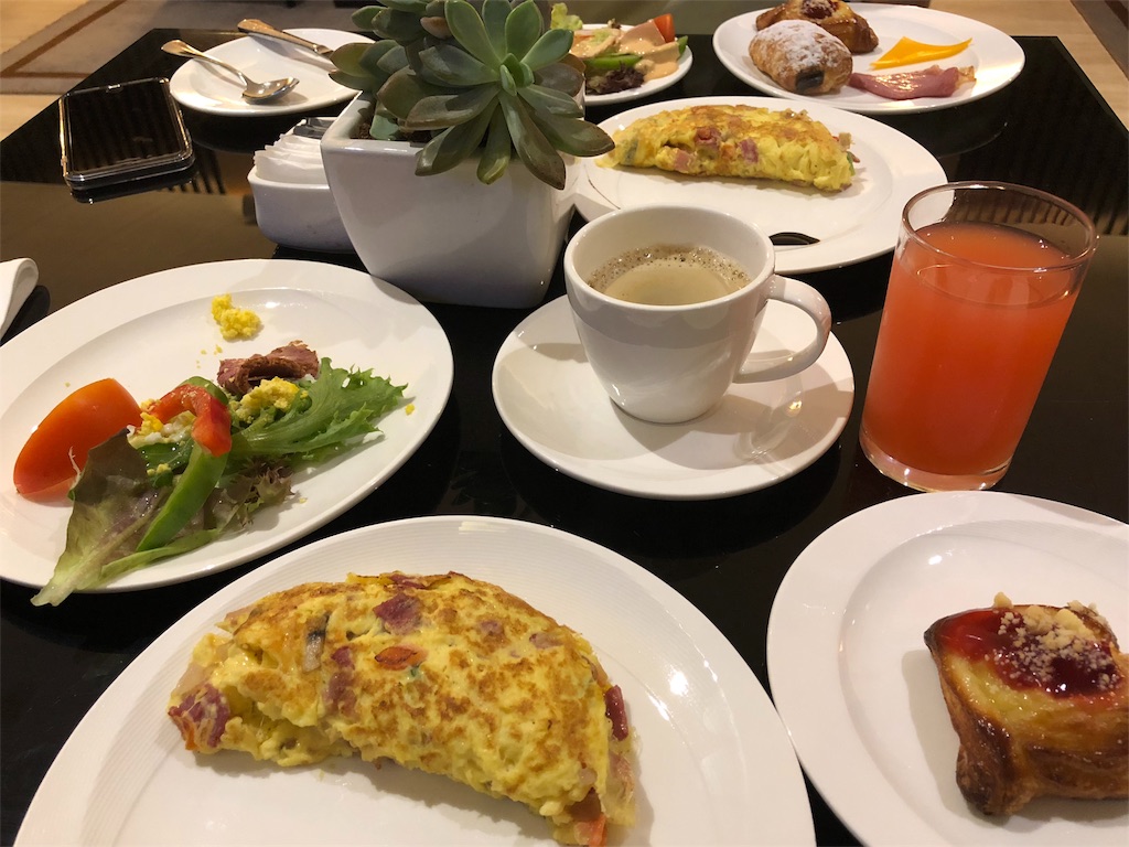 f:id:madamecobu:20180908193433j:plain f:id:madamecobu:20180908193433j:plain