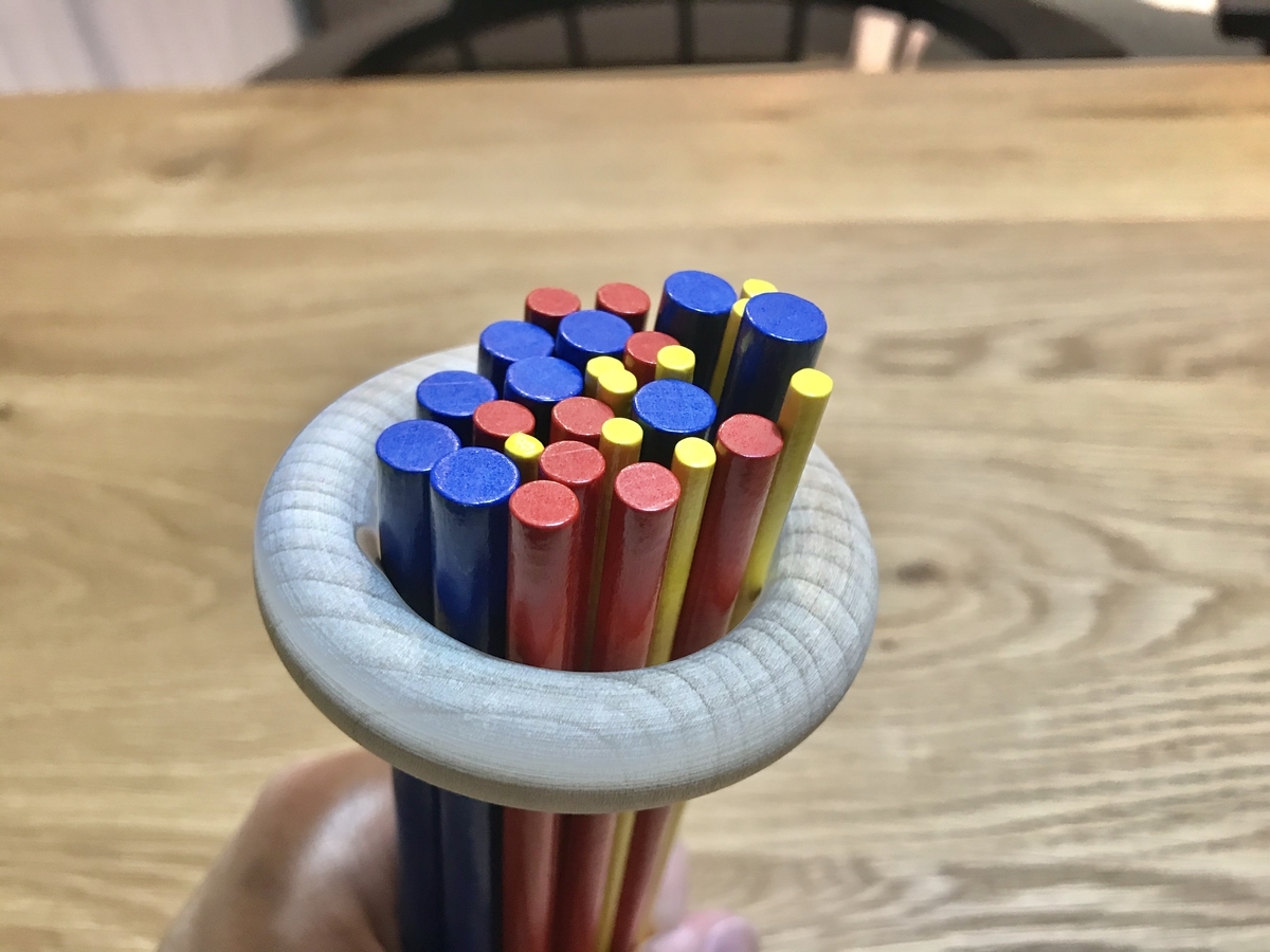 スティッキーの遊び方と遊んでみた感想 子供と遊べる木のおもちゃ Maelog