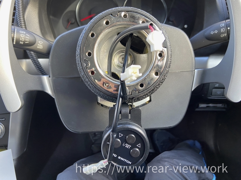 美品 レガシィ bl5 bp5 ハンドルボス ステアリングボスHKB (検 BL BP BH BE GDB GRB マフラー ホイール キャリパー ウイング バンパー スバル レガシィステアリングボス HKB ハンドルボス エアバック