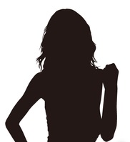 女性1
