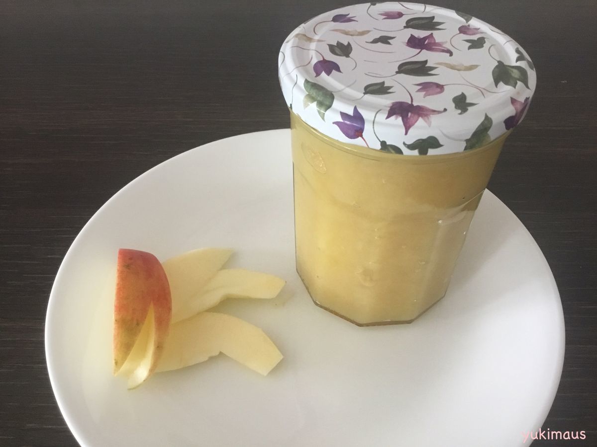 りんごの消費に 余ったりんごで切って煮るだけりんごムース りんごソース ドイツで殿姫殿5人家族