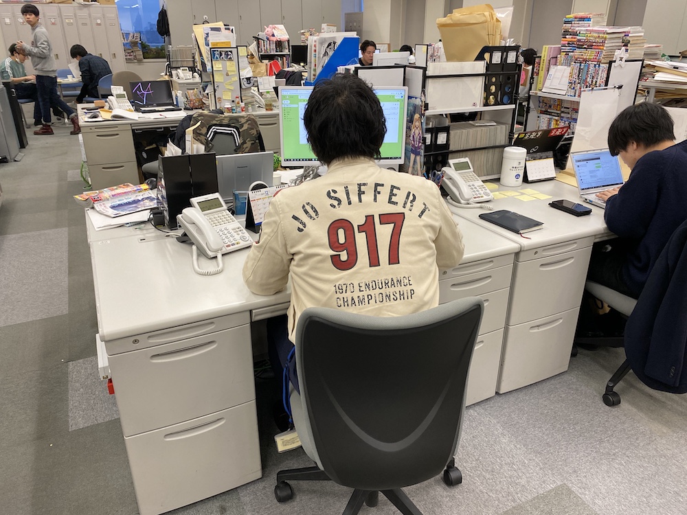 「なりすまし」は可能なのか。『わたし（仮）』の担当編集者と入れ替わって検証してみた！