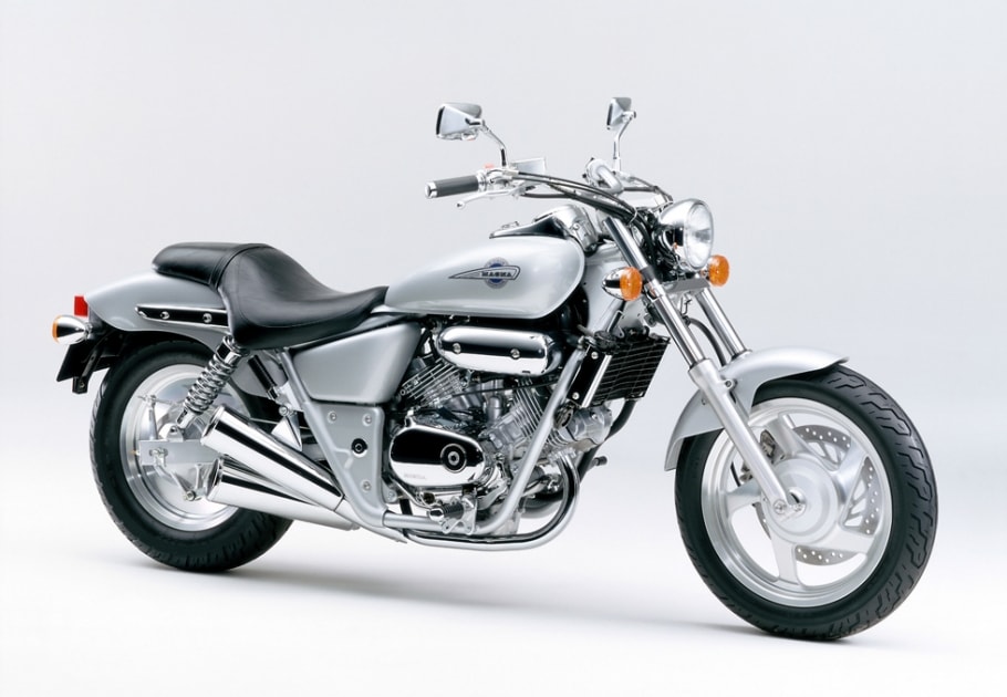 マグナ250の黒いバイクタンク 流線型デザイン マグナ250の黒いバイクタンク 流線型デザイン マグナ250の黒い